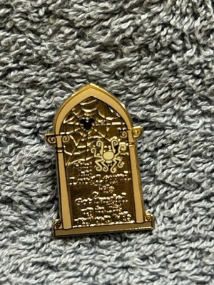 Disney Authentic Trading Pin Chase. Haunted Mansion Long Leg Jeb Spider Tomb 1h