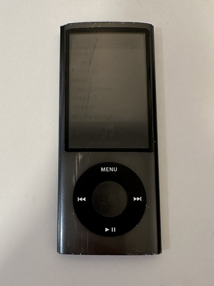 Apple iPod nano 5th Generation Black (16 GB) Works Great