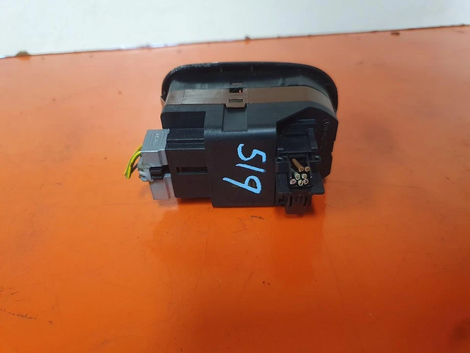 PEUGEOT 206 POWER WINDOW SWITCH MASTER SWITCH (CONSOLE), CABRIO, W/ MIRROR SWITC - Image 2 of 4