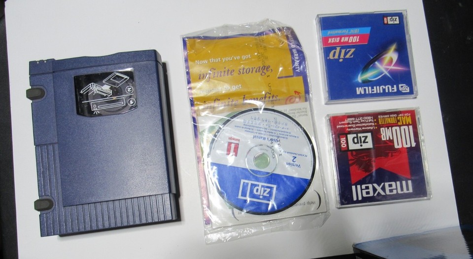 Iomega Zip 100 Parallel Port External Disk Drive with disk's lot