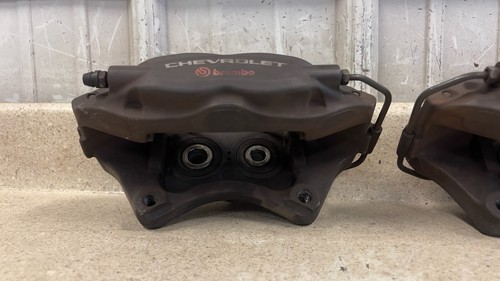 Par de pinzas de freno Brembo Camaro SS 2010 2015 conductor trasero pasajero OEM 43 K - Imagen 6 de 10