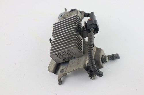 2006 2007 2008 2009 2010 LEXUS IS250 IS350 FUEL PUMP RESISTOR 23080-31040 OEM - Picture 2 of 5