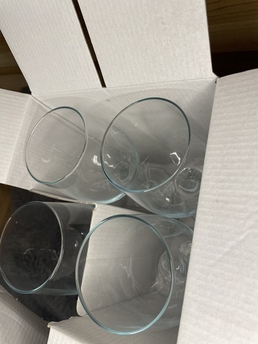 Epure Bellagio Collection 4 Piece All Purpose Wine Glass Set NIB - Picture 10 of 10