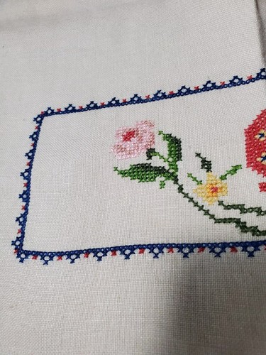 Vintage Leinen Geschirrtuch Handstickerei Vögel Pfauen Blumen Elfenbein 17x28" Vintage - Bild 5 von 11