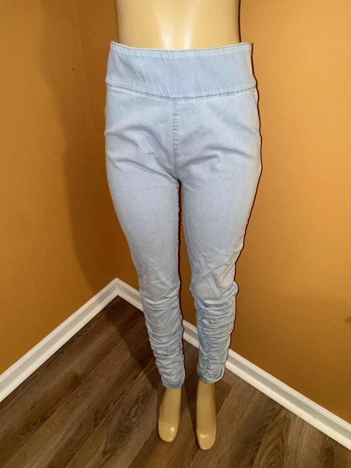 Pantalones de mezclilla para mujer casi famosos fruncidos leggings tiro alto elásticos talla M Foto 2 de 4