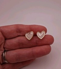 Chic White Heart Design Stud Earrings Elegant Simple Jewelry Gift Golden Toned