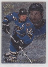 1996-97 Flair Dale Hunter #99 16zj