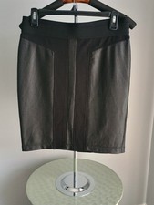 Women's BCBG Trendy Faux Leather Skirt - Pull on Size S - Excellent Condition
