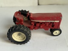 ERTL 1/16 International Tractor 33 