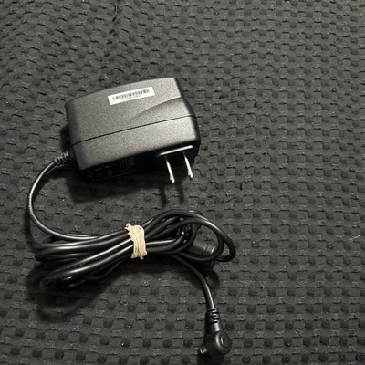 NEW OEM CASIO ORIGINAL KEYBOARD 9.5V AC ADAPTER MODEL AD-E95100LU