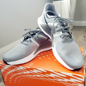 nike renew fusion grey