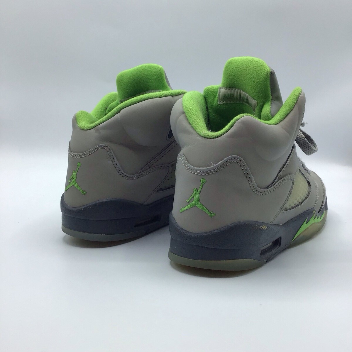 Nike air Jordan 5 retro green bean sneakers DQ3734-003 youth 4Y