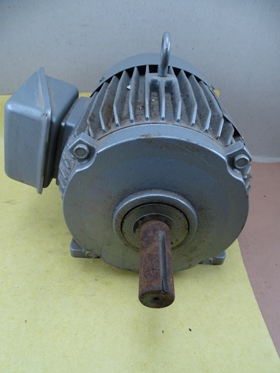 Toshiba 3-Phase Induction Motor 4 Pole 3HP 230/460V 1735rpm