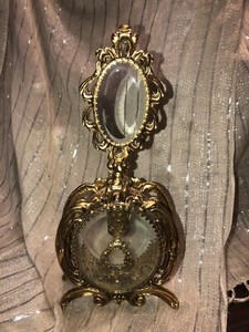 Antique Hevy, Beautiful bronze￼ large and crystal Perfume Beautiful And Big￼