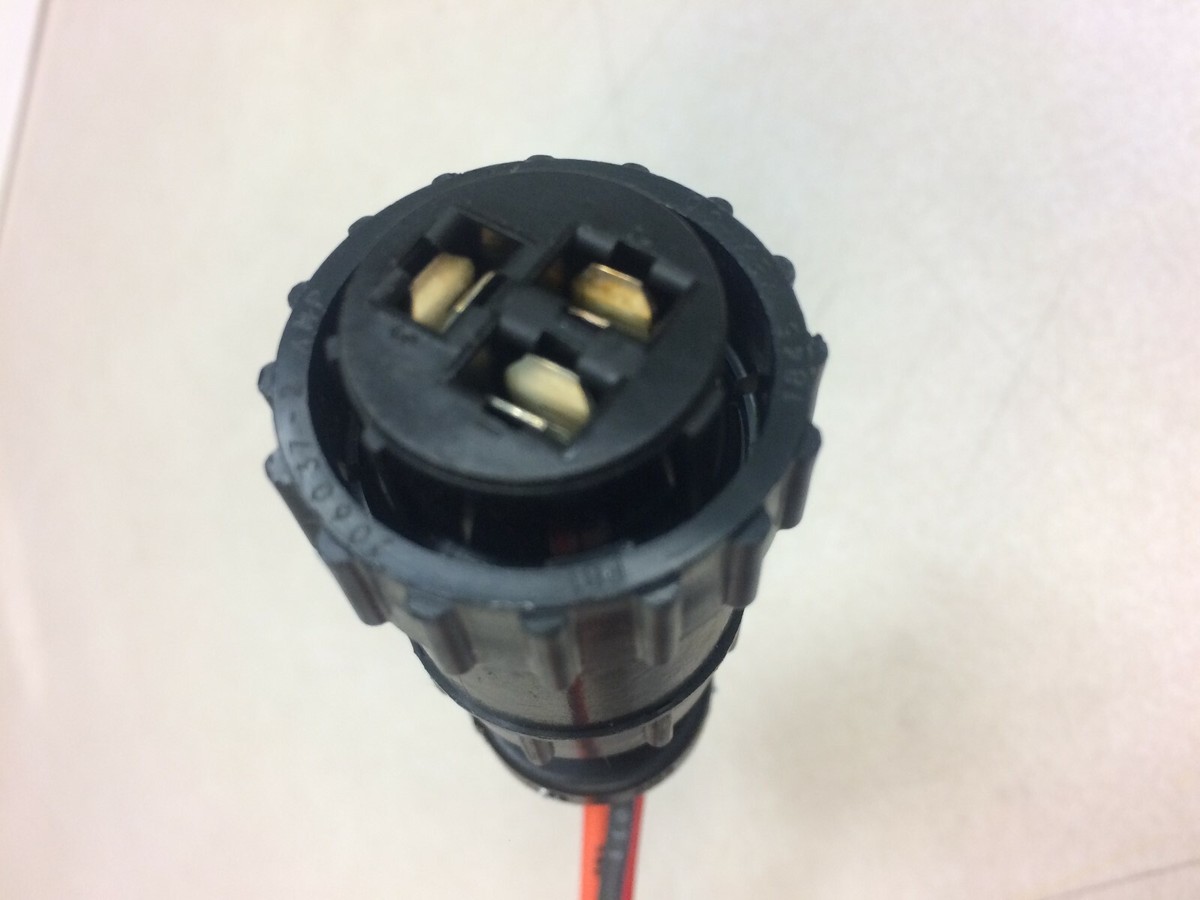 3 Pin Power Connector For Case IH 187103A1 For Ford New Holland