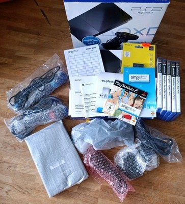 Sony PlayStation 2 Slim - Neu und OVP - Singstar Bundle (5 Spiele) - PS2