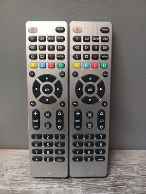 (2) GE REMOTE CONTROL 33709 GENERAL ELECTRIC  4-DEVICE UNIVERSAL REMOTE CONTROL