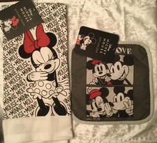 Disney Minnie Mouse Kitchen Towel and Pot Holder Fast Ship