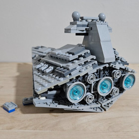 LEGO Star Wars: Midi-Scale Imperial Star Destroyer (8099)