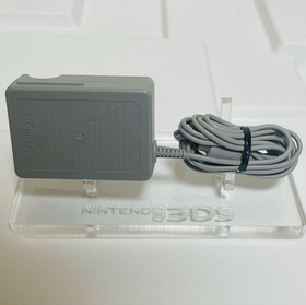 Nintendo 3DS LL XL Mint White Console SPR-001 Japan w/ Charger SD Stylus