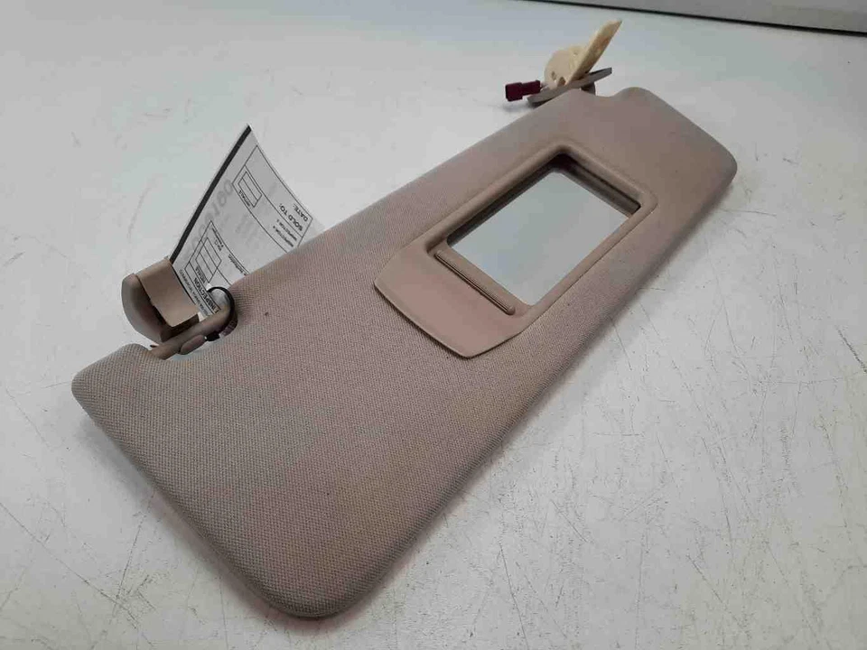 Parasol derecho BMW F01 F02 (iluminado) Rh OE beige para BMW 740LI 2011-2015 Foto 2 de 4