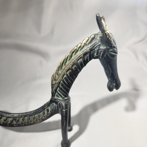 Statue Pferd Rücken gebogene Metallfigur ethnisch zoomorph Orissa Indien einzigartig - Bild 3 von 10