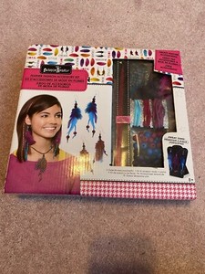 Fashion Angels Feather Fashion Accessory Kit