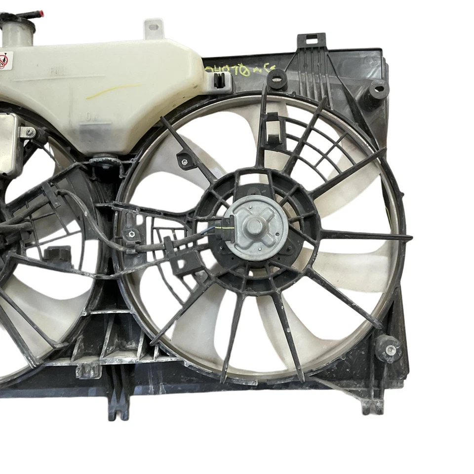 2015-2019 Lexus Rc350 Fan Assembly Factory OEM Replacement Part - Image 2 of 4