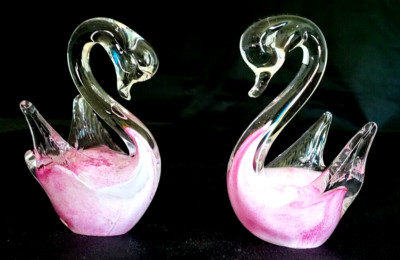 2-Granna Glass Handmade Swan Figurines   Lead Crystal Art Glass, Pink Paperweigh