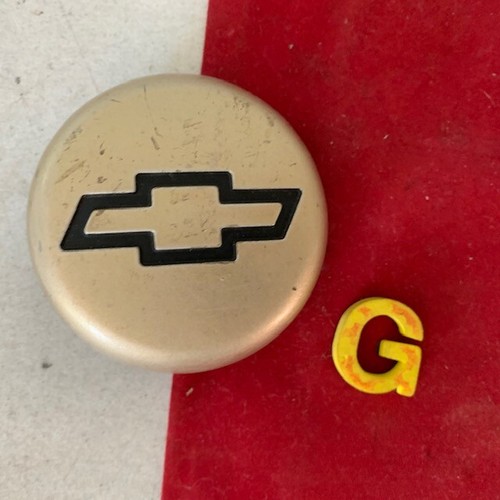 G 1) 9605 Chevy Blazer S10 Factory OEM GOLD Wheel Center Cap 3