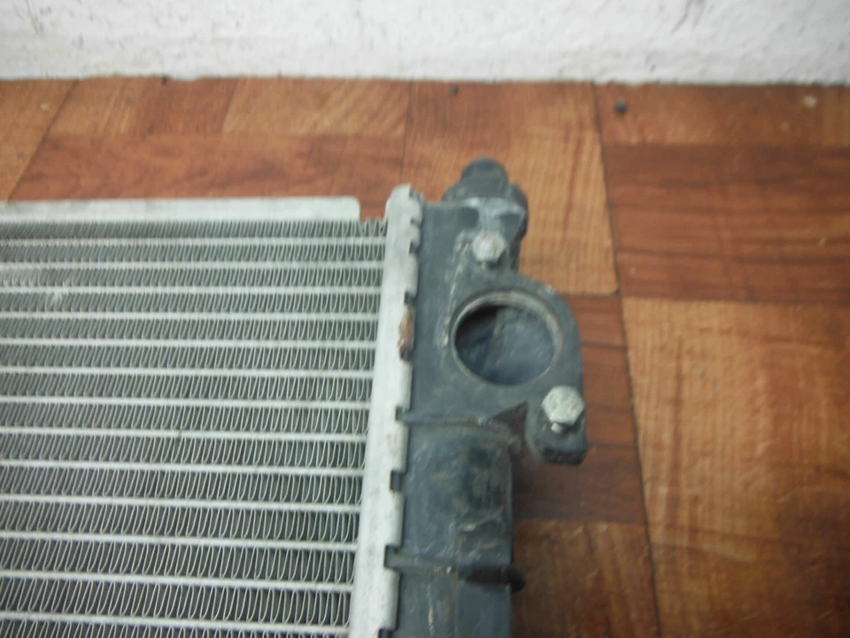 Mini Cooper 2002-2006 1,6 L L4 CU2747 radiador de aluminio fabricante de equipos originales sin fugas prueba de funcionamiento Foto 3 de 4