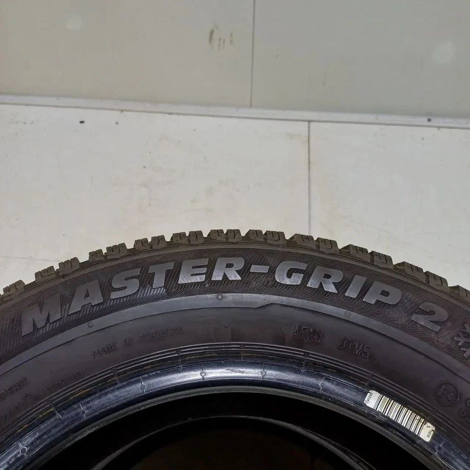 1x Winterreifen 165/70 R14 81T Semperit Master-Grip 2 2019 7,6mm - Bild 4 von 4
