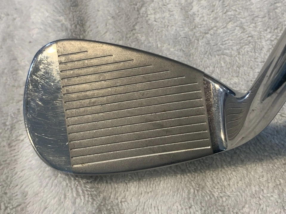 Varilla flexible de grafito Tour Edge Lady Edge 9 hierro para mujer, para diestros Foto 3 de 4