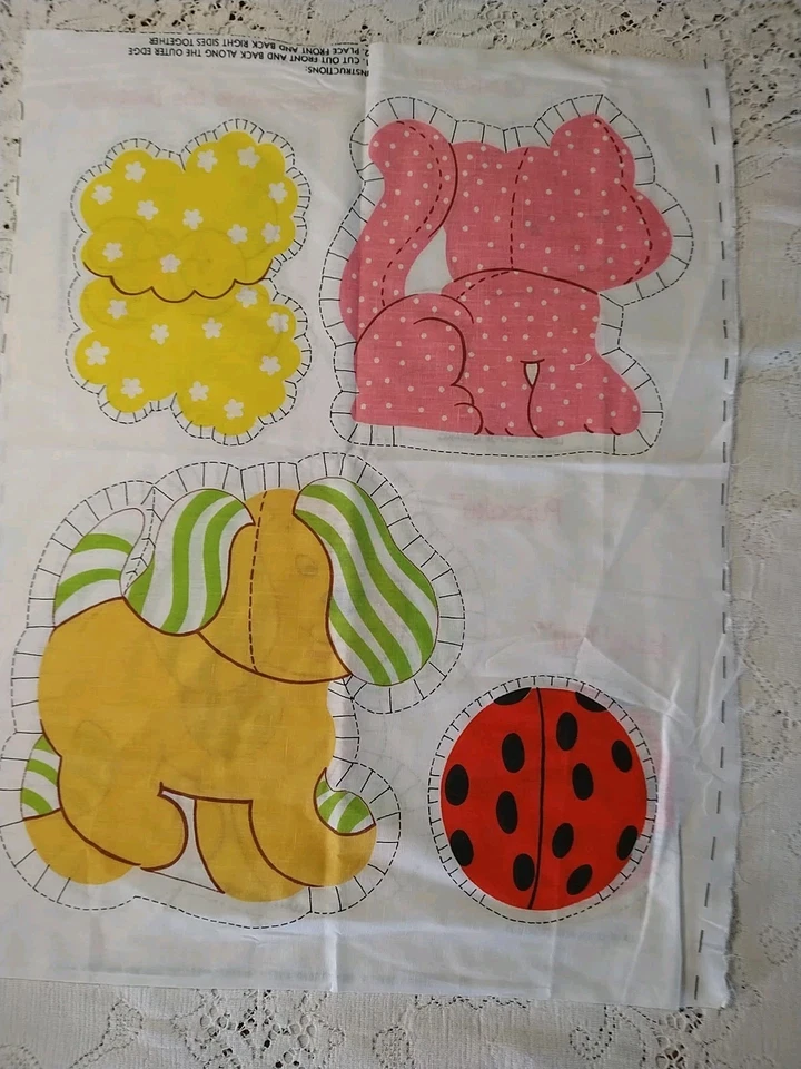 Antigo 1980 Morango Shortcake 4 Amigos Corte e Costura Tecido Impresso Painel de Travesseiro - Imagem 2 de 2