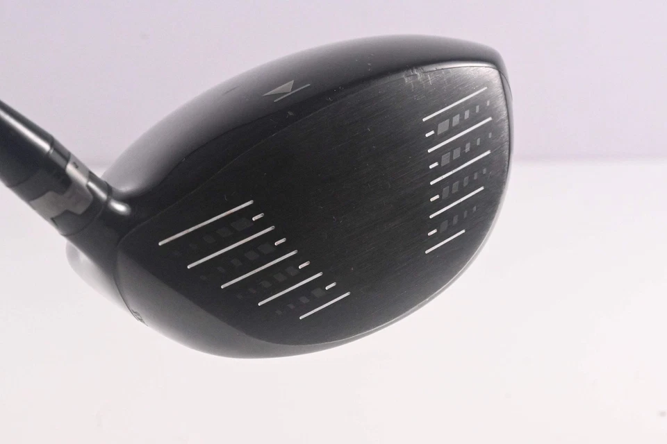 Left Hand Titleist 913 D2 Driver / 10.5 Degree / Stiff Flex Diamana S+ 62 Shaft - Image 4 of 4