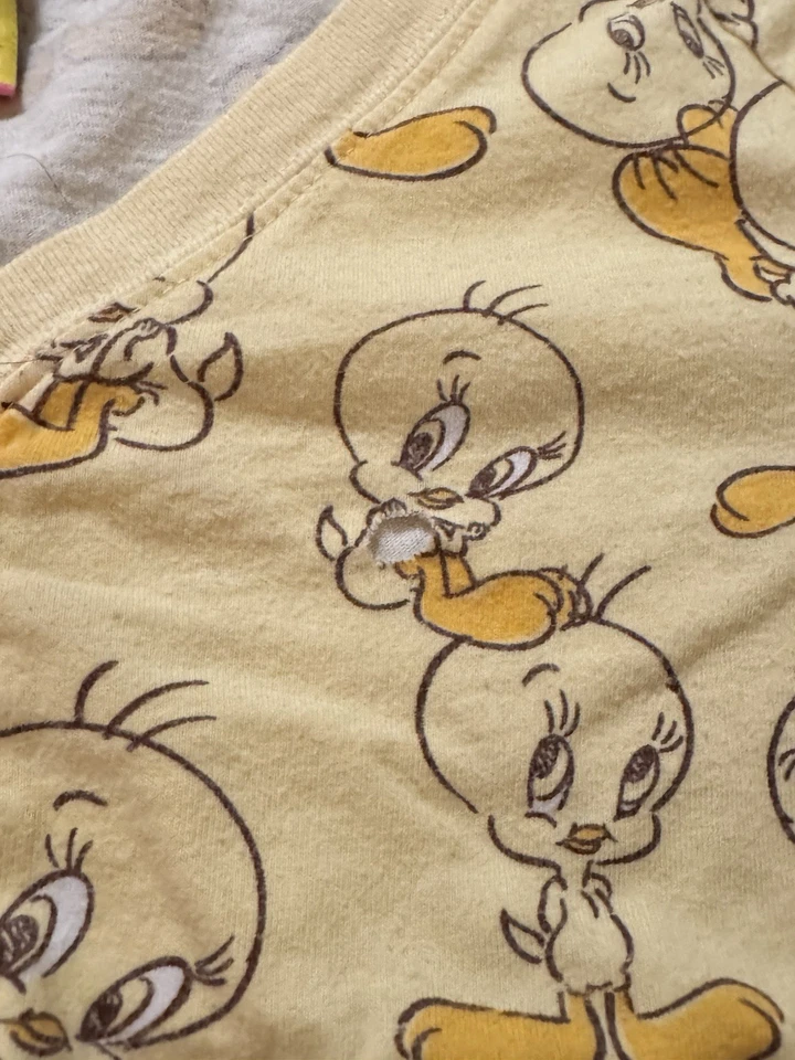 Super Cute Tweety Bird Early 2000’s Mini Top - Image 2 of 3
