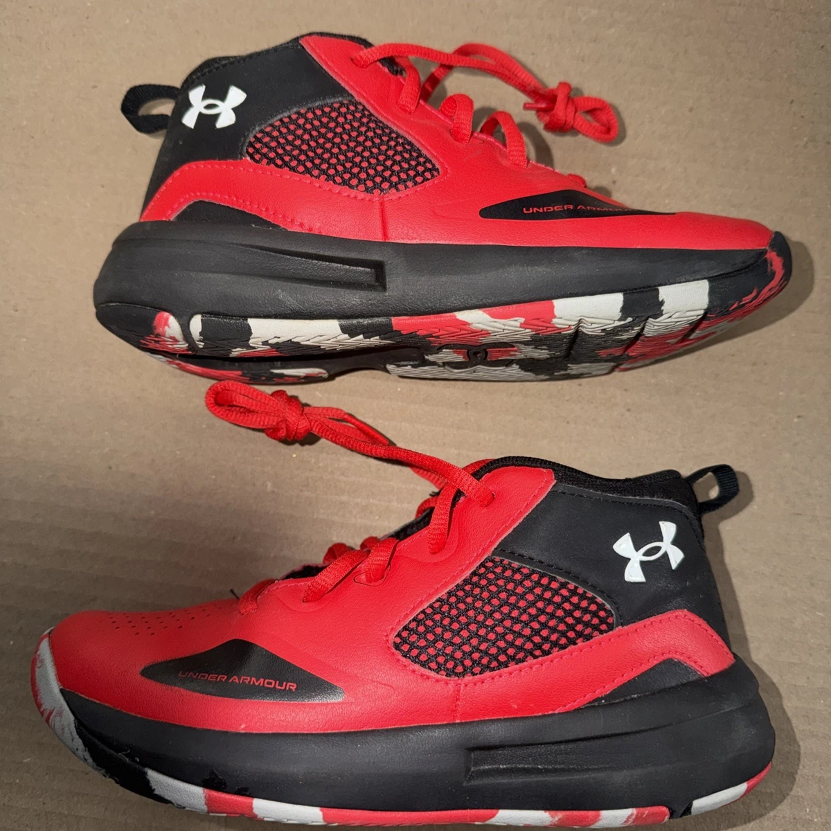 NIB Under Armour Curry 11 \
