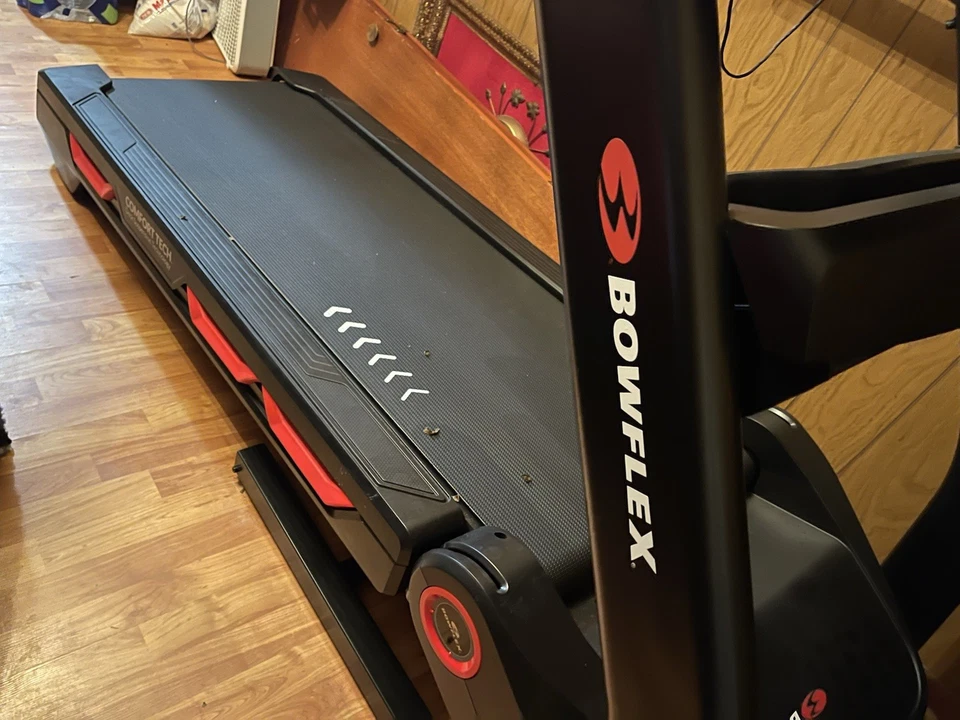 Bowflex T7 Treadmill - Image 3 of 4