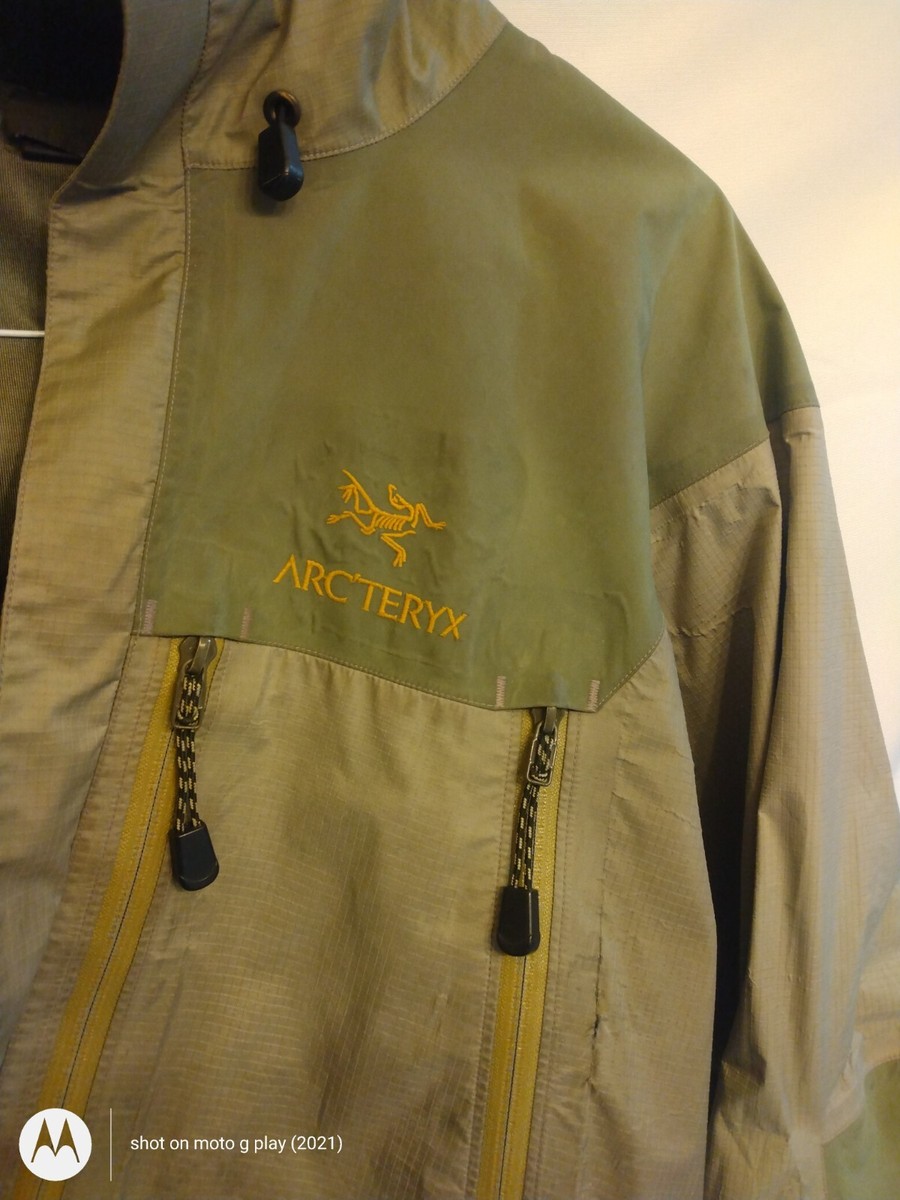 Vintage Arcteryx Men's Gore-Tex Jacket Shell, RARE FIND Vintage Arcteryx Men's Gore-Tex Jacket Shell, RARE FIND
