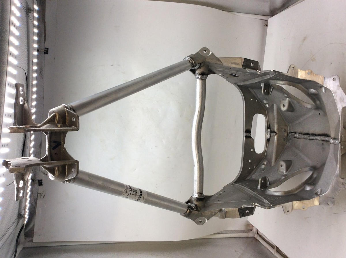 雪。 New OEM Ski Doo S-Module Suspension Module 2022-2023