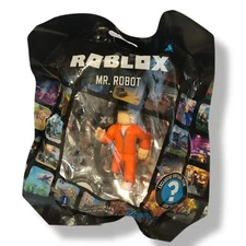 Rare PACKAGING ERROR Roblox Figure Series 1 Code Inside Backpack Clip