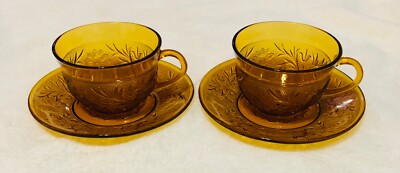 Sandwich Glass Amber Brown Gold Set of 2 Coffee Cups with Saucers  DEC19