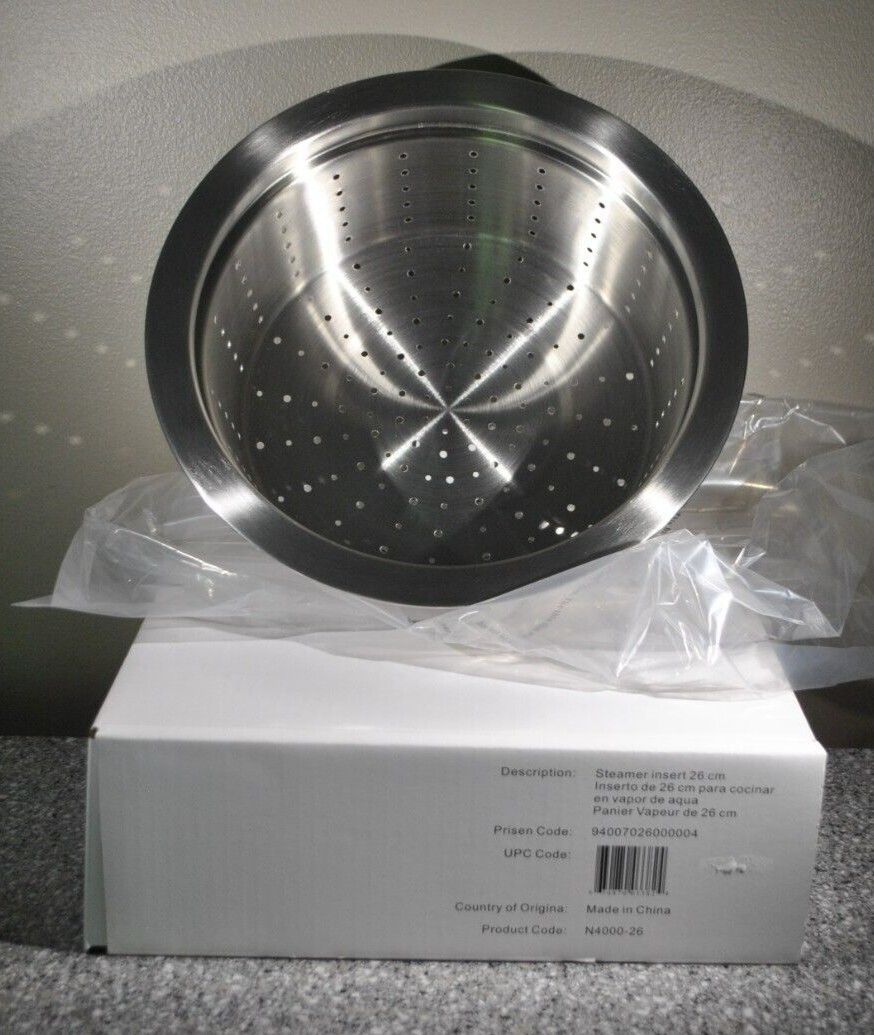 LE CREUSET Stainless Steel Steamer Insert for 26cm 5.5 Qt Dutch Oven  -image