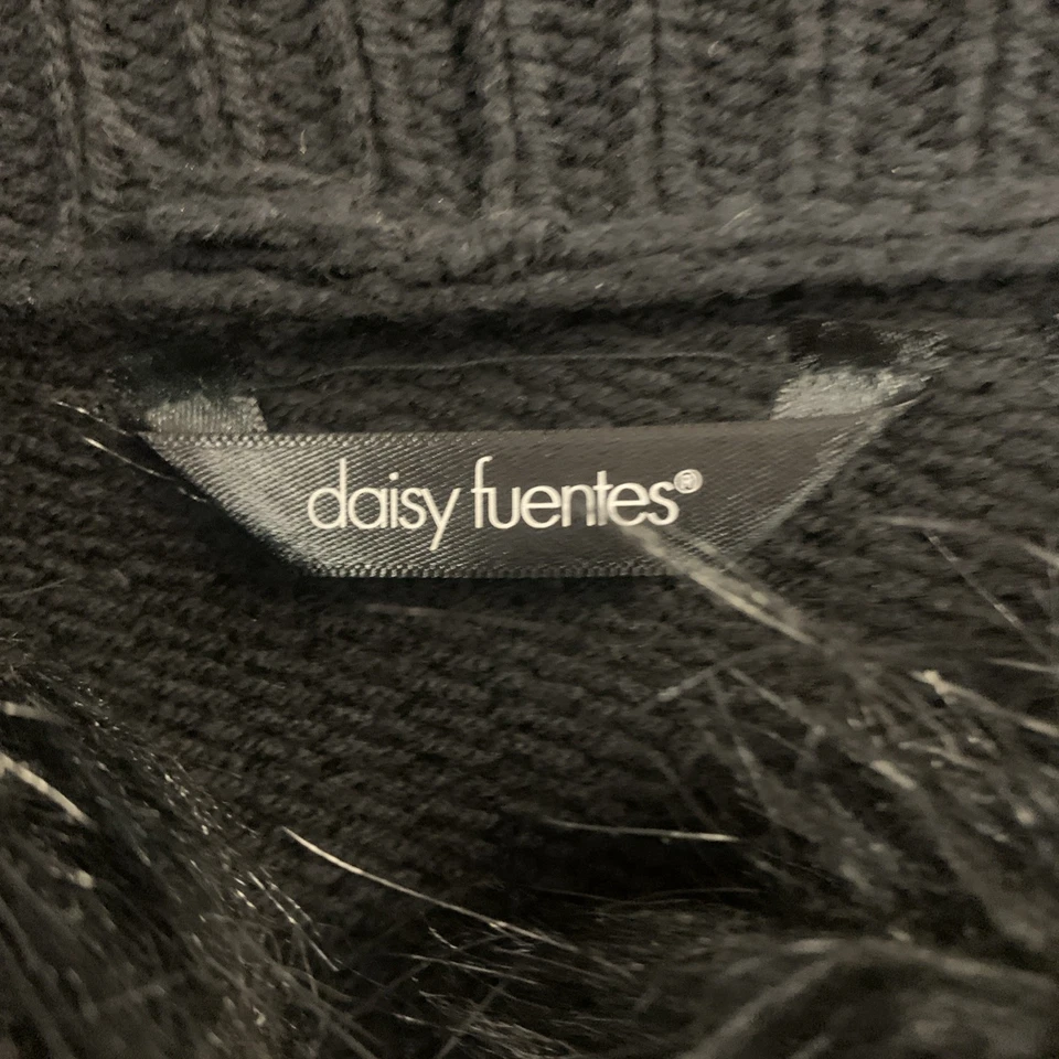 Vintage Daisy Fuentes Jacket/cardigan ￼ - Image 3 of 4