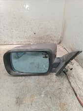 Retroviseur gauche (ou coque) BMW 525