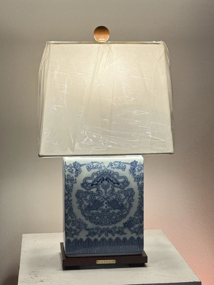 "Lámpara de mesa Ralph Lauren de porcelana azul y blanca 17"" - diseño clásico chinoiserie" Foto 4 de 4