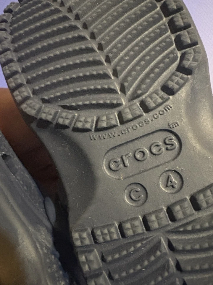 Zuecos clásicos Crocs para niños pequeños zapatos azul marino talla 4 Foto 3 de 4
