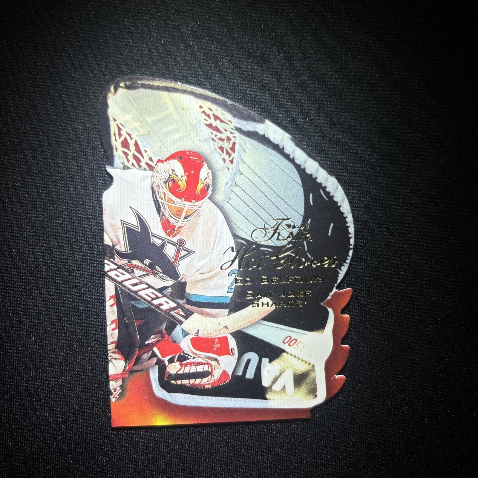 1996-97 Flair Ed Belfour Hot Gloves /12