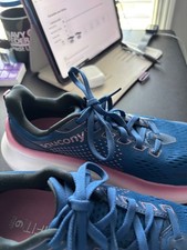 Size 9 - Saucony Guide 17 Navy Orchid M