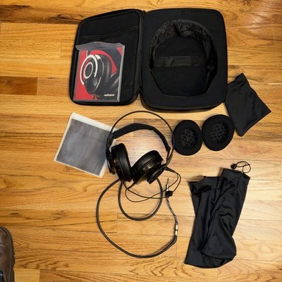 AudioQuest Nighthawk Carbon Semi-Open Around-The-Ear Headphones